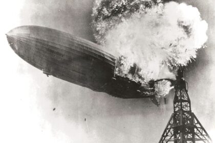 Pad cepelina Hindenburg u Lejkhurstu 1937.