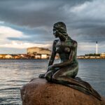 Sirene u mitologiji: Lepota i opasnost morskih bića