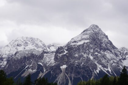 Alpi i Himalaji: Zašto se jedni uzdižu, a drugi pomeraju?