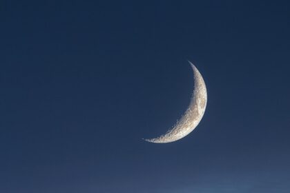Kosmos u antičkoj Grčkoj: sferna Zemlja i rani heliocentrizam
