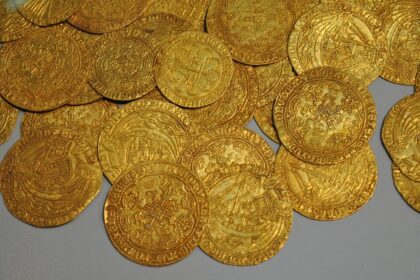 Zlato kao investicija danas: oblici, brojke i volatilnost