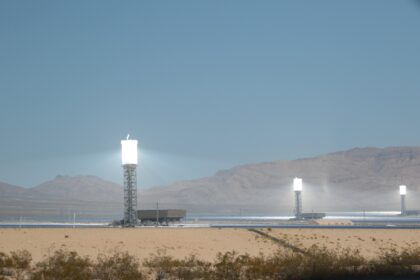 Heliostati: kako rade i zašto proizvode ekstremnu toplotu