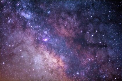 Markarijanove galaksije: Šta su i zašto sijaju u UV spektru
